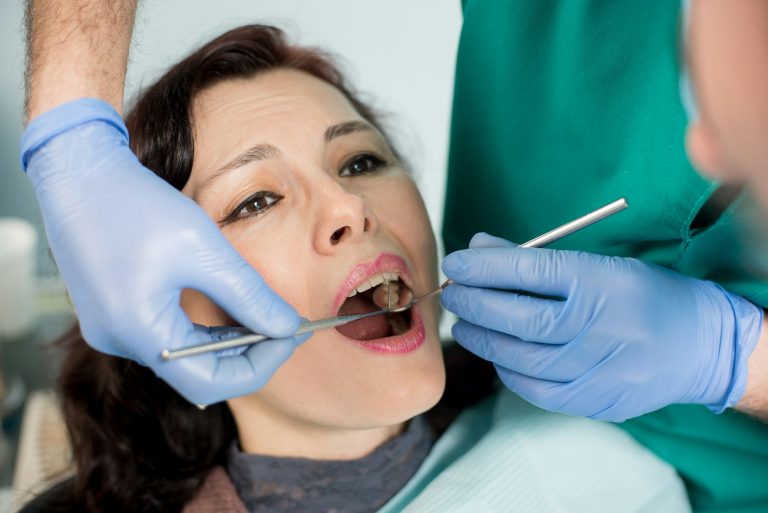 Emergency Dentist in Miami Beach: 24-Hour Weekend Service for Dental Emergencies